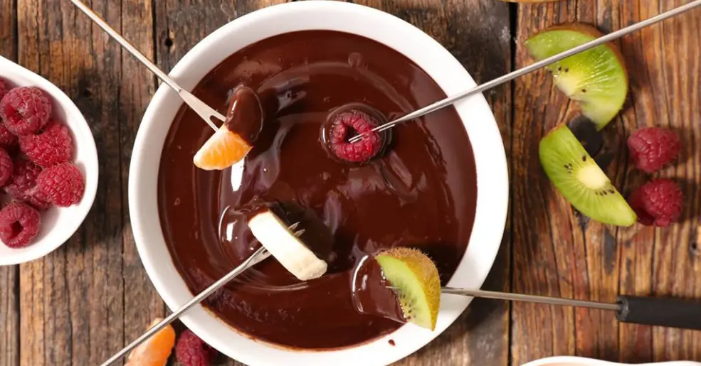 🍫 Fondue de Chocolate com Frutas