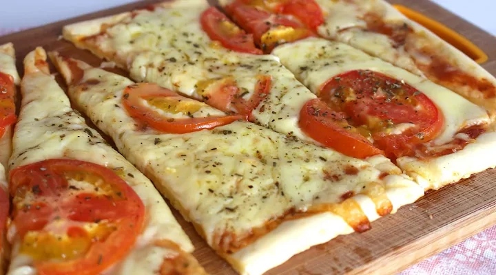 🍕 Pizza de Tapioca Leve, Crocante e Pronta em Minutos