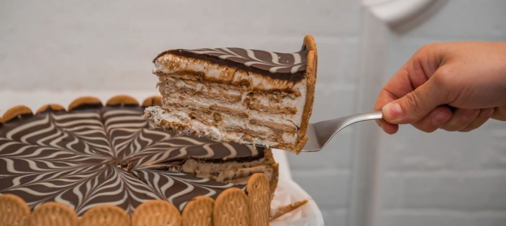 Torta de Bolacha Invertida