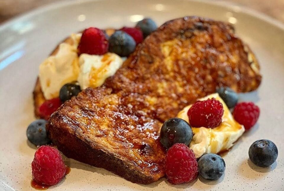 Rabanada de Panetone com Doce de Leite